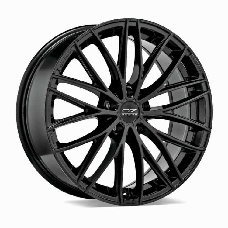 Колесный диск OZ Racing W01884202O2 OZ ITALIA 150 GLOSS BLACK 8x18 5x112 ET35 W01884202O2